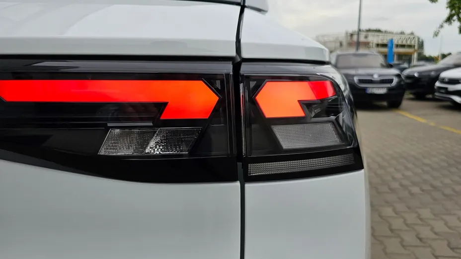 VOLKSWAGEN T-ROC T-ROC 1.5 eTSI Life DSG Nowy