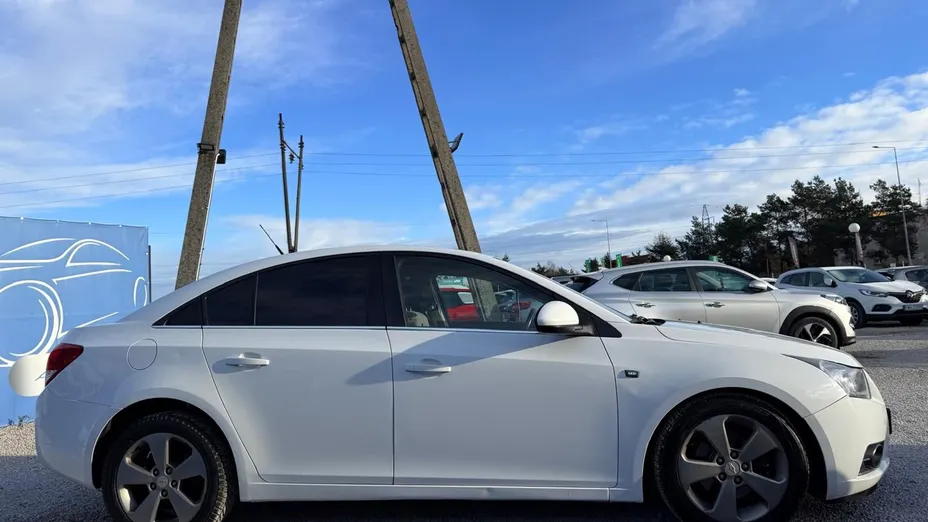 CHEVROLET Cruze -