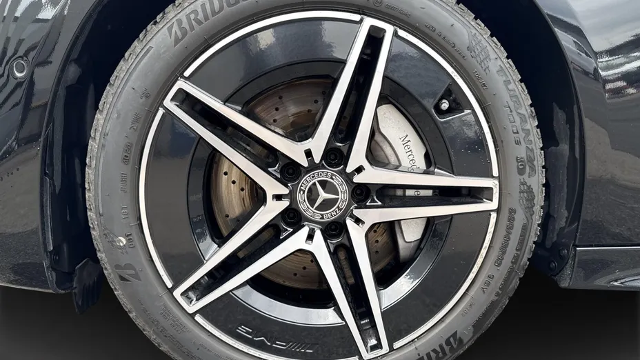MERCEDES-BENZ C Klasa C 220 d mHEV 4-Matic AMG