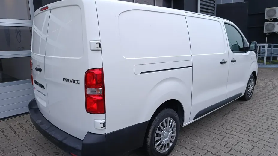 TOYOTA Proace -