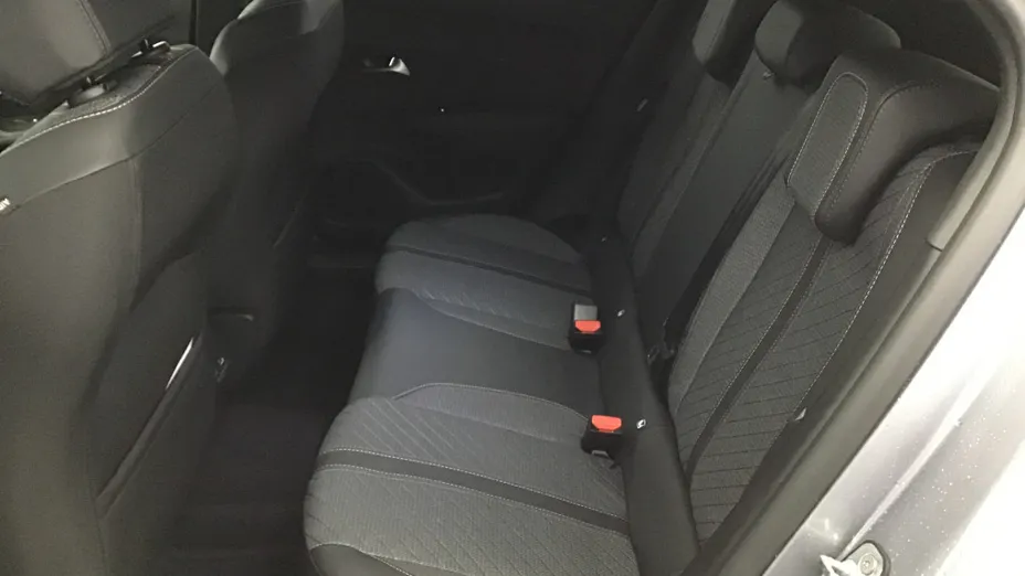 PEUGEOT 2008 -