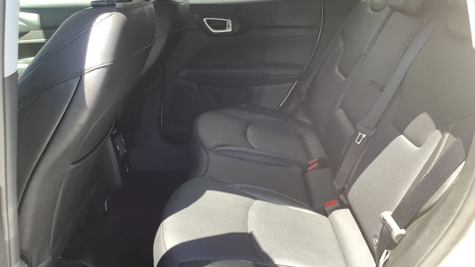 JEEP Compass -
