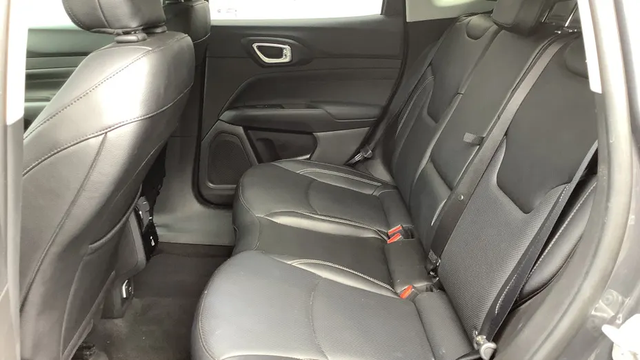 JEEP Compass -
