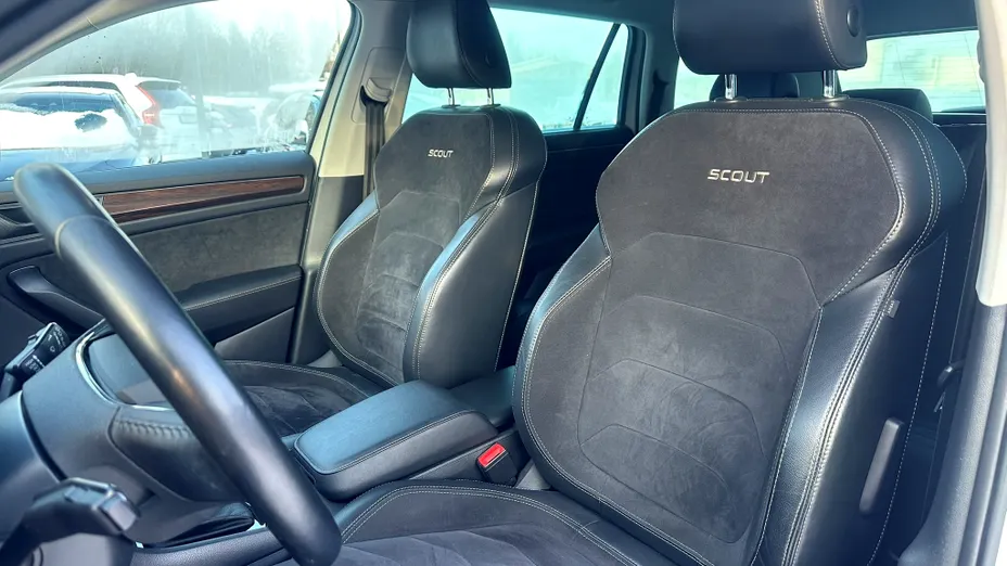 SKODA Kodiaq Kodiaq 2.0 TSI 4x4 Scout DSG