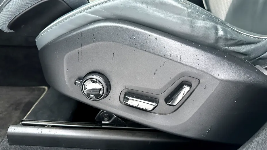 VOLVO XC60 XC60 D4 R-Design aut