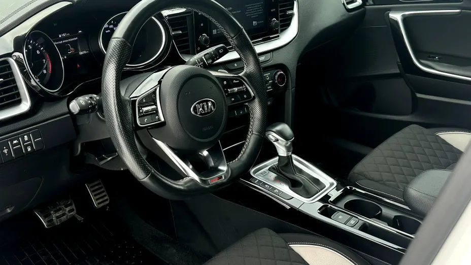 KIA ProCeed ProCeed 1.4 T-GDI GT Line DCT