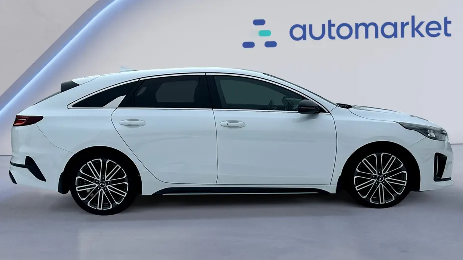 KIA ProCeed ProCeed 1.4 T-GDI GT Line DCT