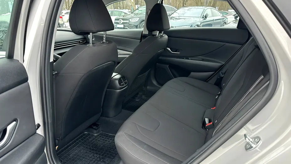 HYUNDAI Elantra Elantra 1.6 Smart