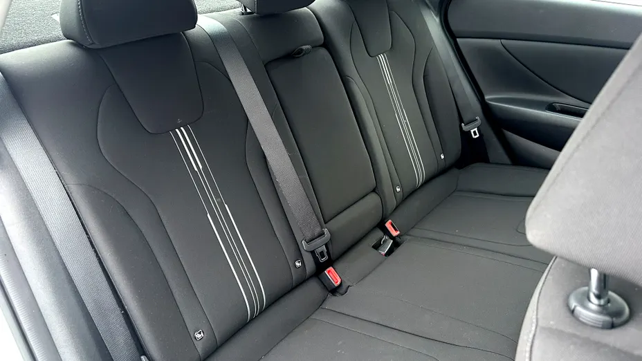 HYUNDAI Elantra Elantra 1.6 Smart