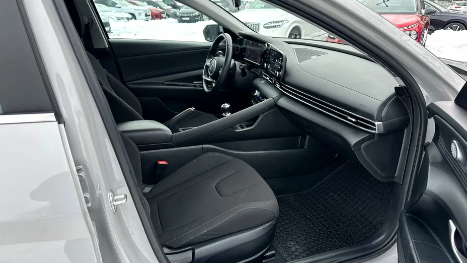 HYUNDAI Elantra Elantra 1.6 Smart