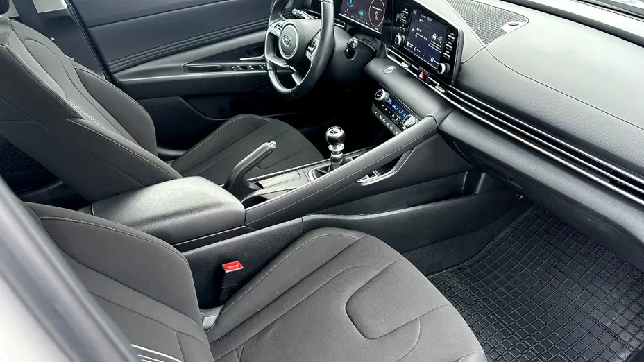 HYUNDAI Elantra Elantra 1.6 Smart