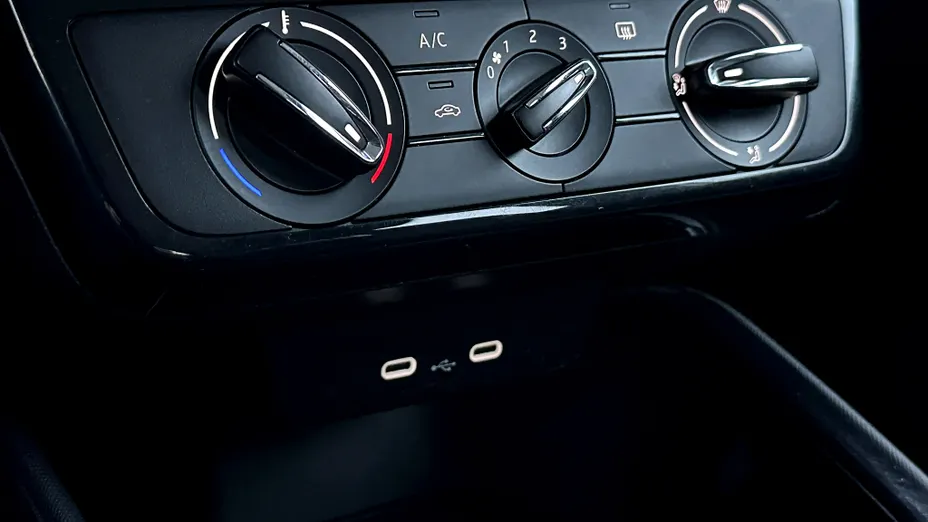 SKODA Fabia Fabia 1.0 Ambition