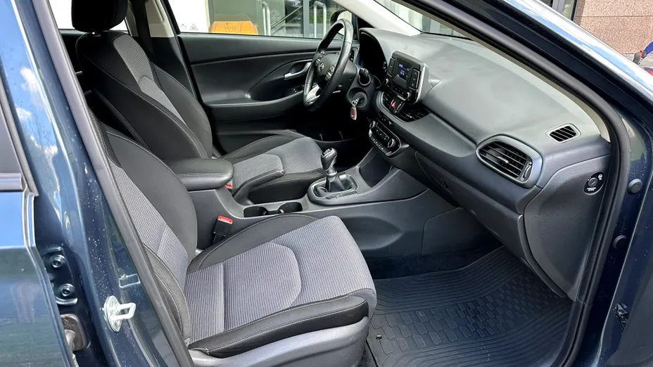 HYUNDAI i30 i30 1.5 DPI Classic +