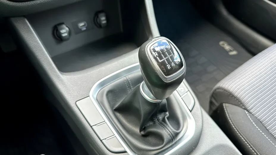 HYUNDAI i30 i30 1.5 DPI Classic +