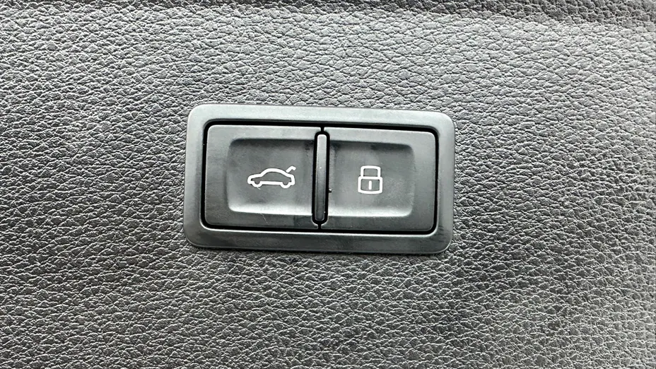 AUDI Q5 Q5 40 TDI mHEV Quattro S Line S tronic