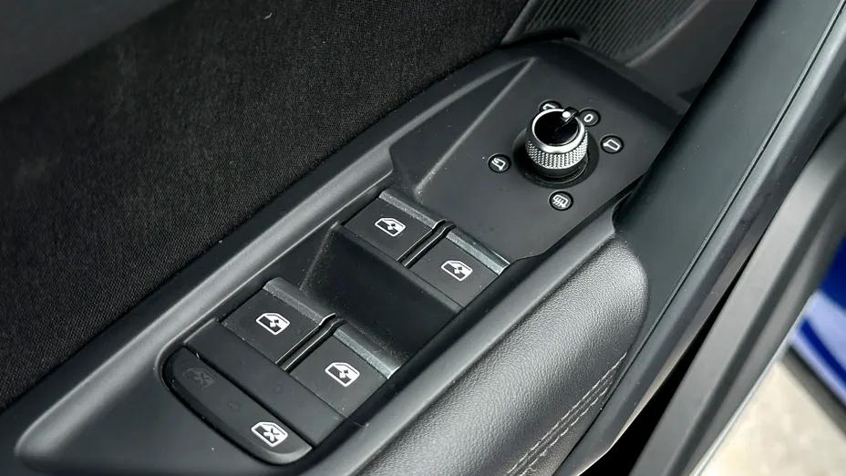 AUDI Q5 Q5 40 TDI mHEV Quattro S Line S tronic