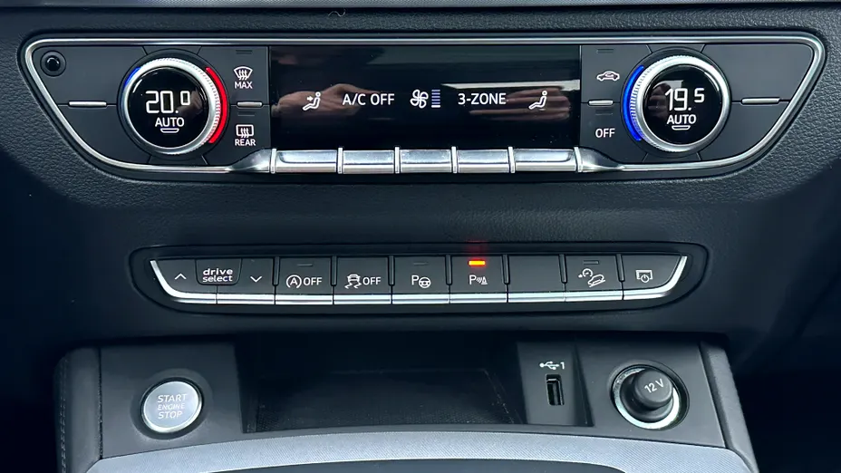 AUDI Q5 Q5 40 TDI mHEV Quattro S Line S tronic