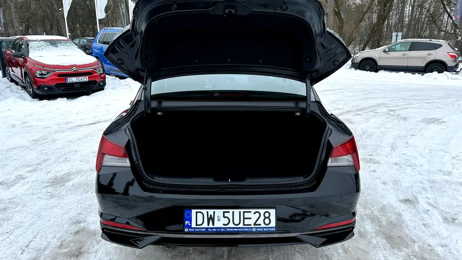 HYUNDAI Elantra Elantra 1.6 Smart CVT