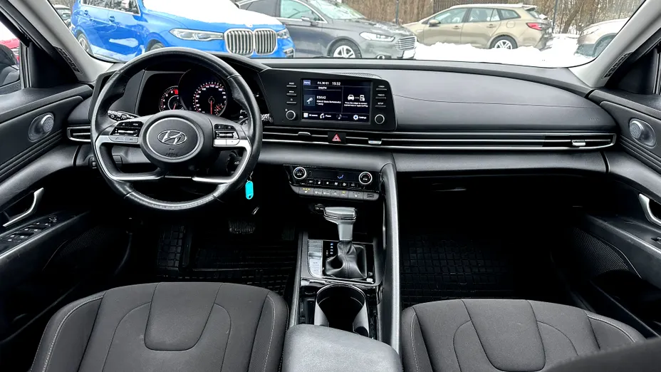 HYUNDAI Elantra Elantra 1.6 Smart CVT