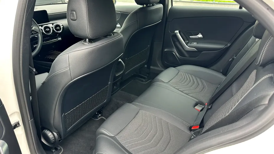 MERCEDES-BENZ A Klasa A 200 Progressive 7G-DCT