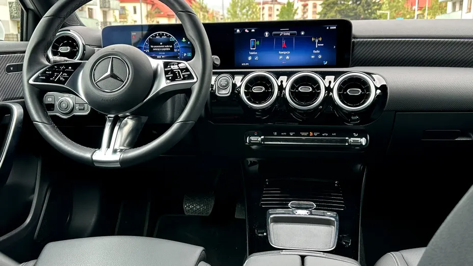 MERCEDES-BENZ A Klasa A 200 Progressive 7G-DCT