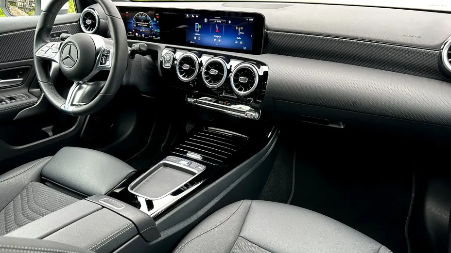 MERCEDES-BENZ A Klasa A 200 Progressive 7G-DCT