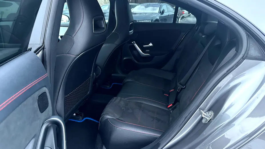 MERCEDES-BENZ CLA CLA 220 4-Matic AMG Line 7G-DCT