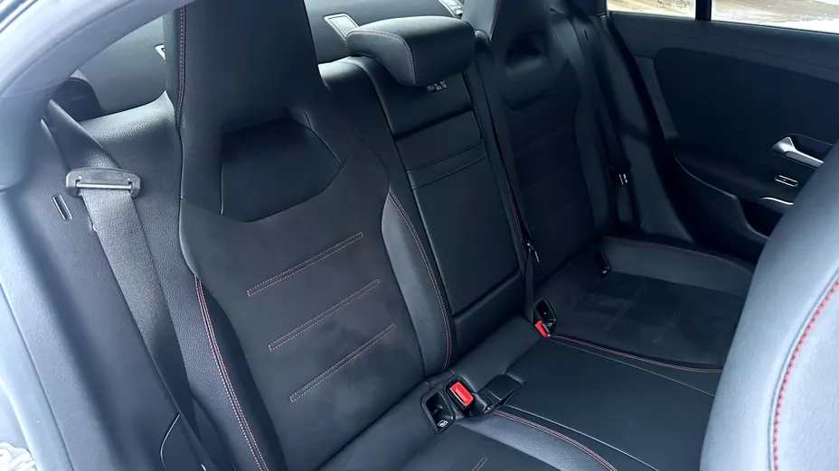 MERCEDES-BENZ CLA CLA 220 4-Matic AMG Line 7G-DCT