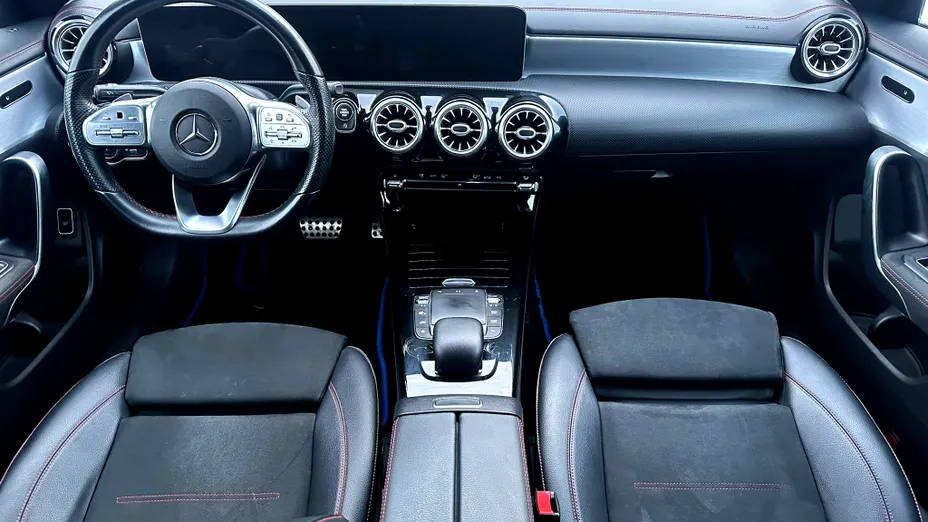 MERCEDES-BENZ CLA CLA 220 4-Matic AMG Line 7G-DCT