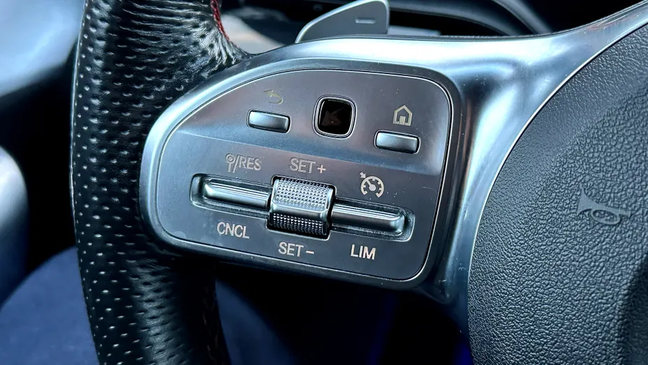 MERCEDES-BENZ CLA CLA 220 4-Matic AMG Line 7G-DCT