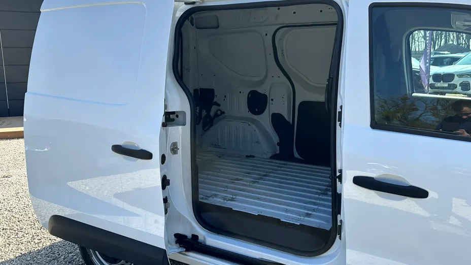 RENAULT Express Van Express Van 1.3 TCe Pack Clim