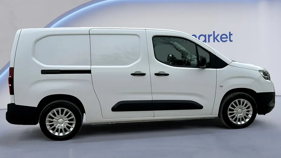 TOYOTA Proace City Proace City 1.5 D-4D Long 2,4t Comfort