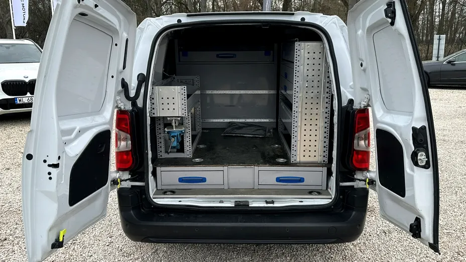 TOYOTA Proace City Proace City 1.5 D-4D Long 2,4t Comfort