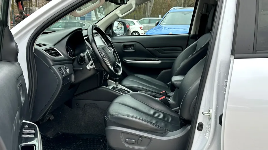MITSUBISHI L 200 L200 2.2 d DC Instyle Plus aut