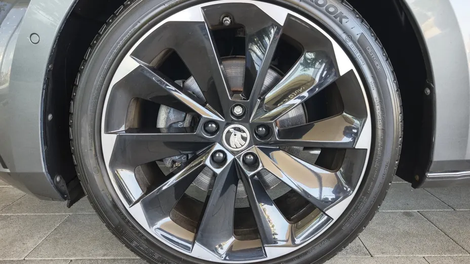 SKODA Superb Superb 2.0 TDI SCR 4x4 Sportline DSG