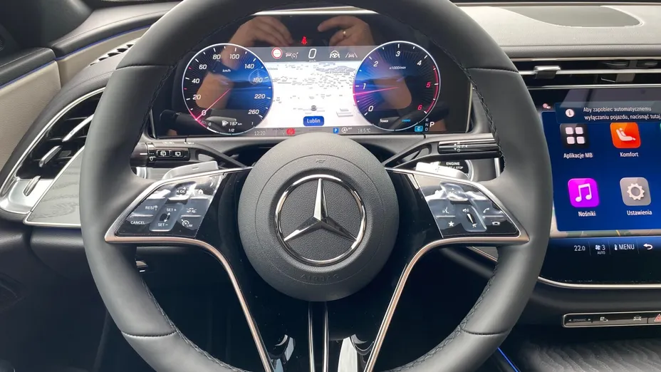 MERCEDES-BENZ E Klasa E 200 d mHEV Avantgarde 9G-Tronic