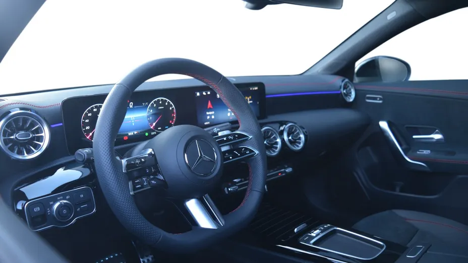 MERCEDES-BENZ CLA CLA 200 AMG Line 7G-DCT Nowy