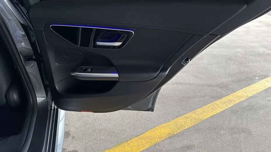 MERCEDES-BENZ C Klasa C 180 mHEV AMG