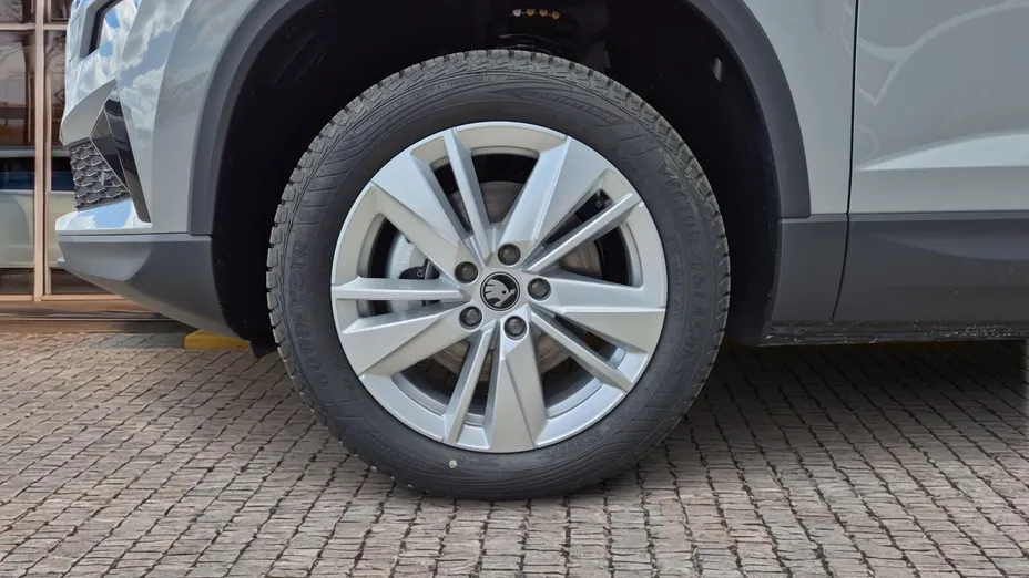 SKODA Karoq Karoq 1.5 TSI ACT Drive DSG Nowy