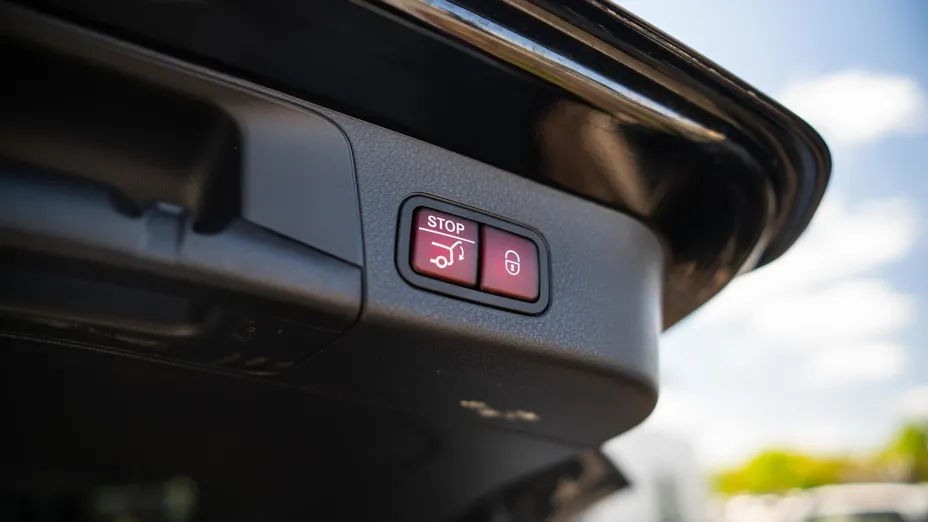 MERCEDES-BENZ GLB GLB 200 mHEV Progressive 7G-DCT