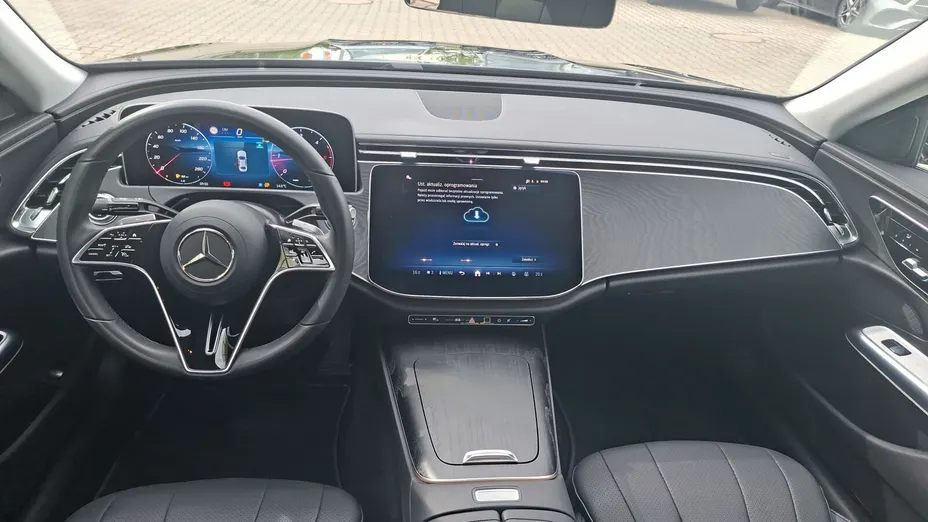 MERCEDES-BENZ E Klasa E 200 d mHEV Avantgarde 9G-Tronic