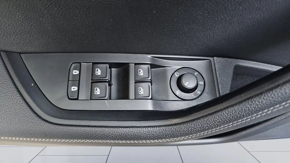 SKODA Superb Superb 2.0 TDI SCR Style DSG