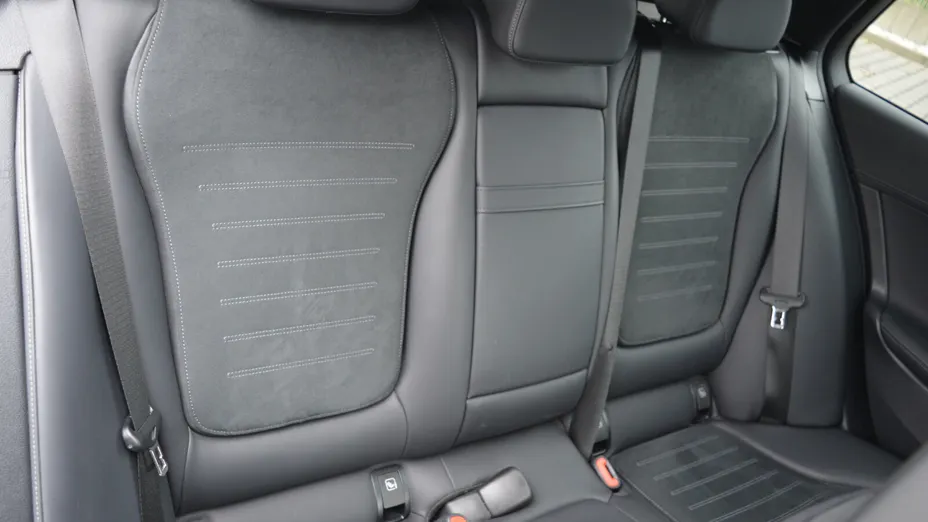 MERCEDES-BENZ C Klasa C 180 mHEV AMG