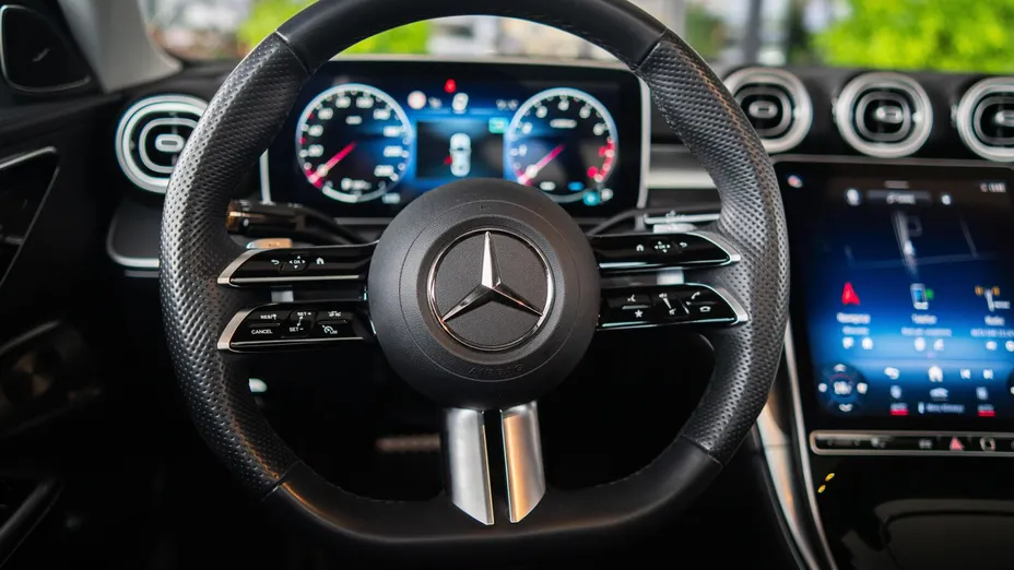 MERCEDES-BENZ C Klasa C 200 mHEV 4-Matic AMG