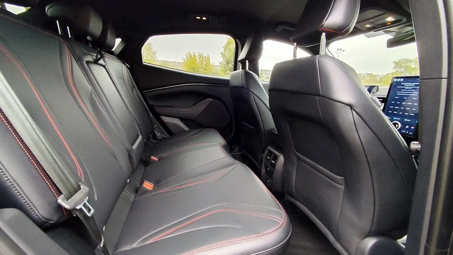 FORD Mustang Mustang 2.3 EcoBoost aut