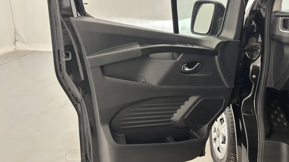 RENAULT Trafic -