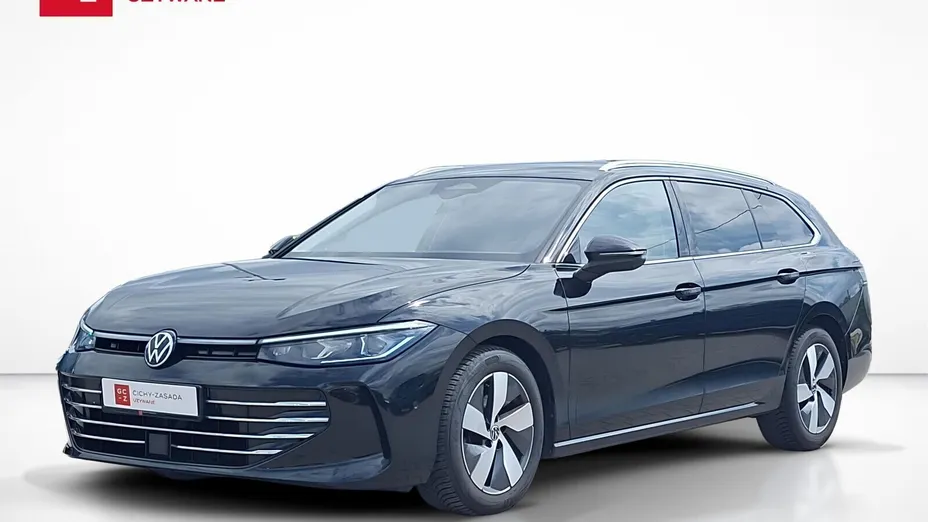 VOLKSWAGEN Passat -