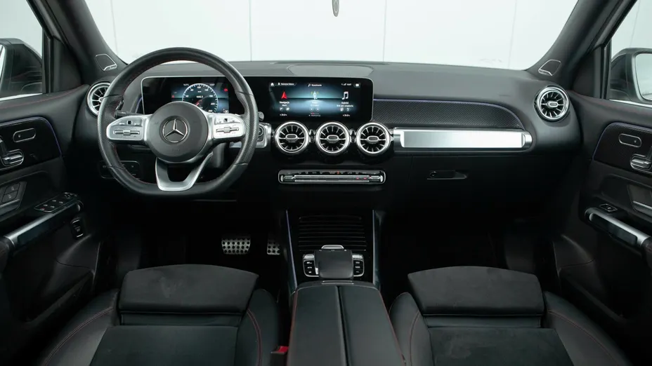 MERCEDES-BENZ GLB GLB 250 4-Matic AMG Line 8G-DCT