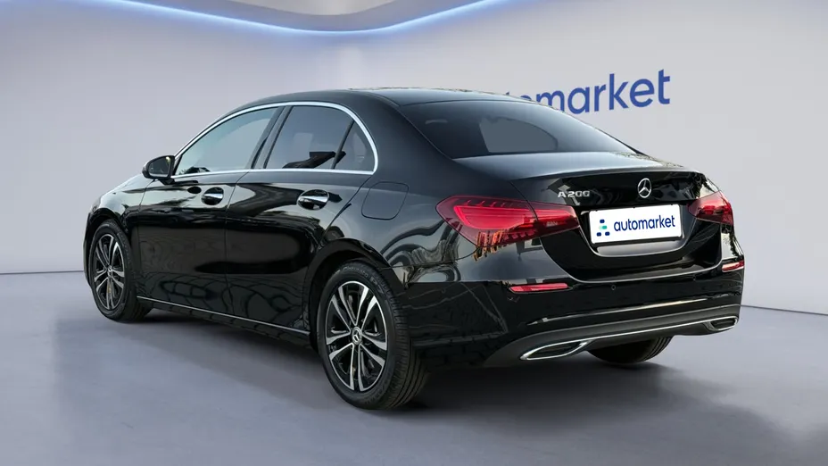 MERCEDES-BENZ A Klasa A 200 7G-DCT