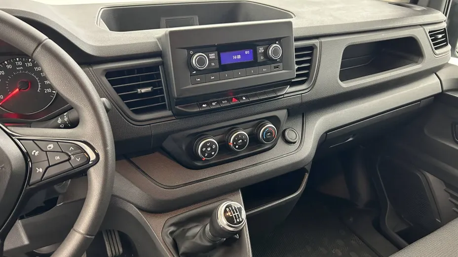 RENAULT Trafic -